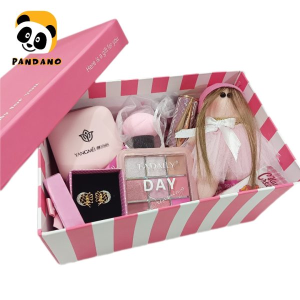 پک کادویی زنانه تم صورتی مدل باکس For You